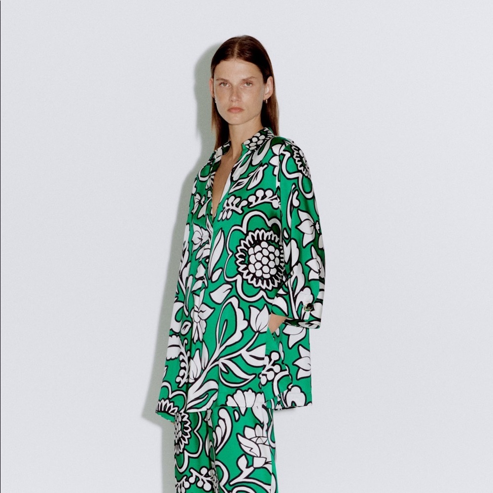 LONG FLORAL PRINT OVERSIZED BLOUSE - Picture 4 of 9